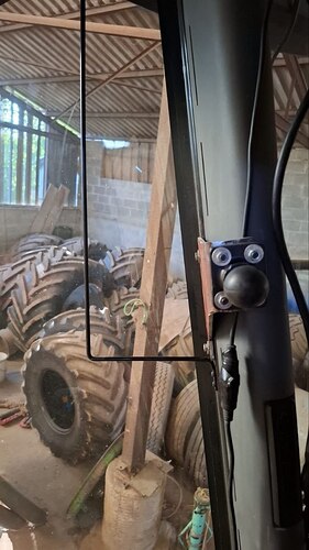01_vue_interieure_fixation_montant_cabine_lexion